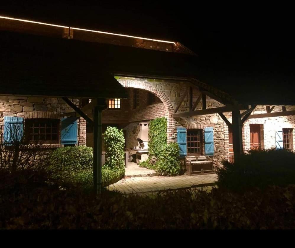 Le Teli Du Loup Dans La Taniere D'Armand Villa Stavelot Exterior photo